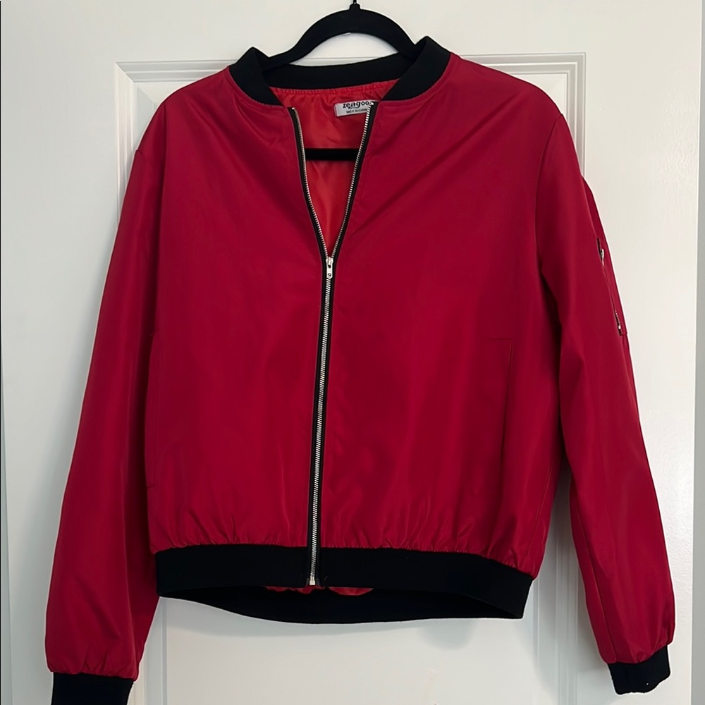 Chic Lightweight Women’s Bomber Jacket in Red size medium